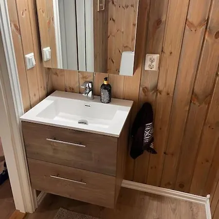 - Stor Hytte Med Plass Til Storfamilien